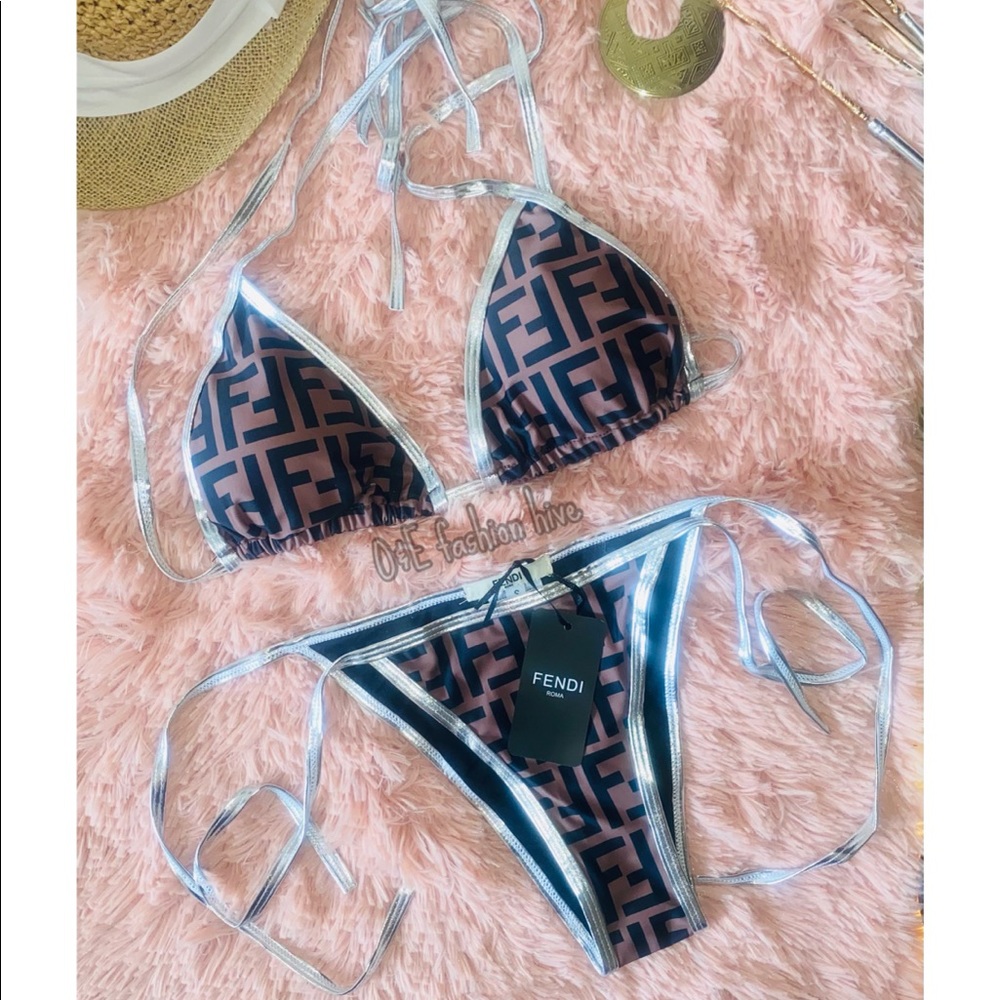 swimsuit !!